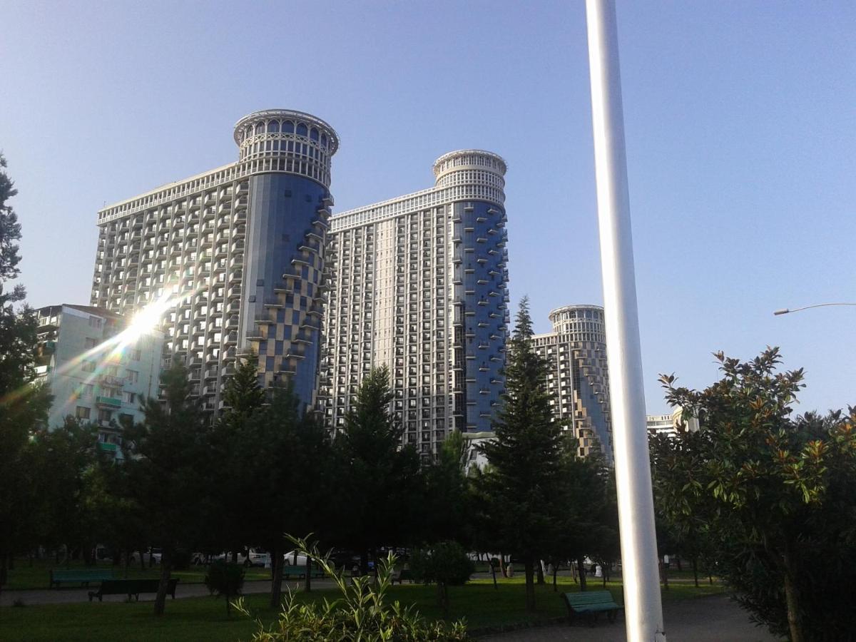 Batumi Orbi Sea Tawer Apartment Екстериор снимка